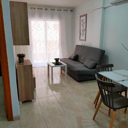 Casas Holiday - Playa Del Cura Торрев'єха Екстер'єр фото