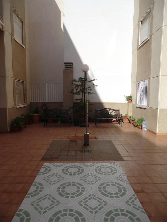 Casas Holiday - Playa Del Cura Торрев'єха Номер фото