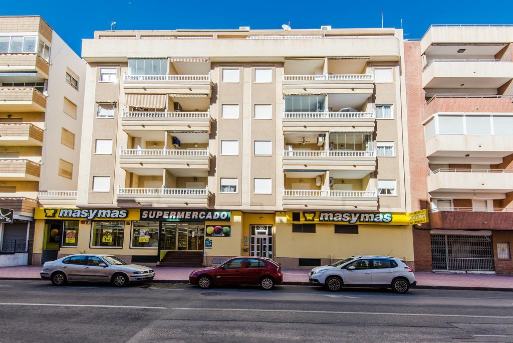 Casas Holiday - Playa Del Cura Торрев'єха Екстер'єр фото
